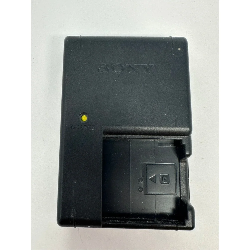 Sony Cyber-shot DSC-W55 Silver 7.2MP Digital Camera and Accessories B0